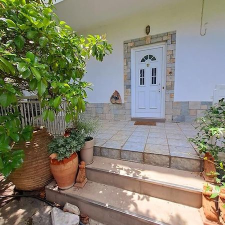 20' From The Airport,20' From The Center Of Athens Appartement Buitenkant foto