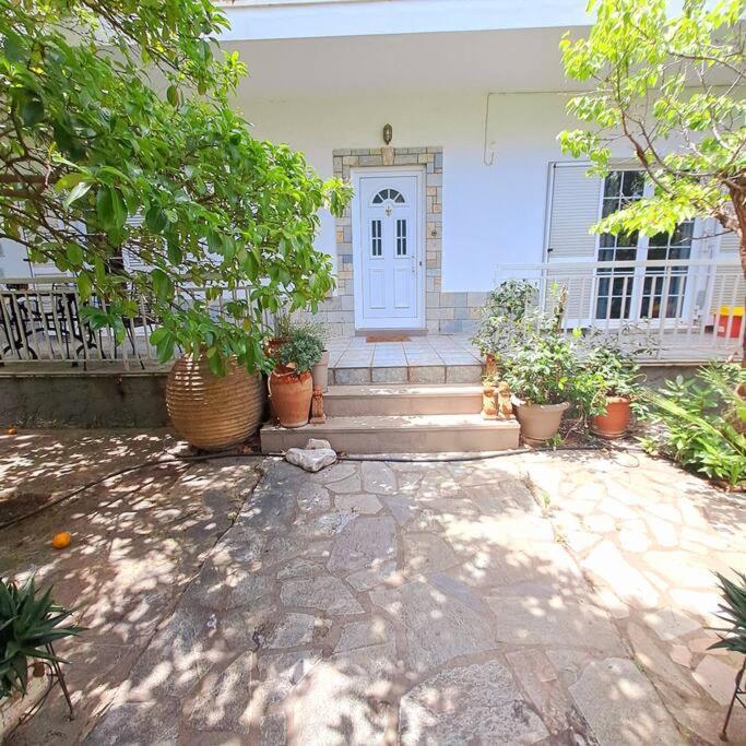 20' From The Airport,20' From The Center Of Athens Appartement Buitenkant foto