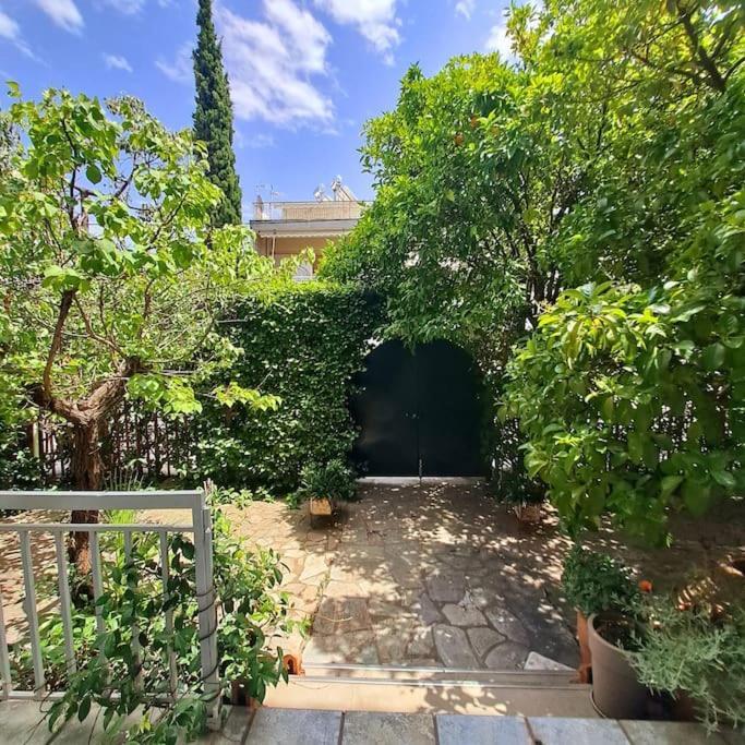 20' From The Airport,20' From The Center Of Athens Appartement Buitenkant foto